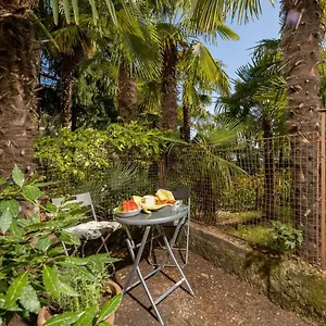 Naval With Garden Appartamento